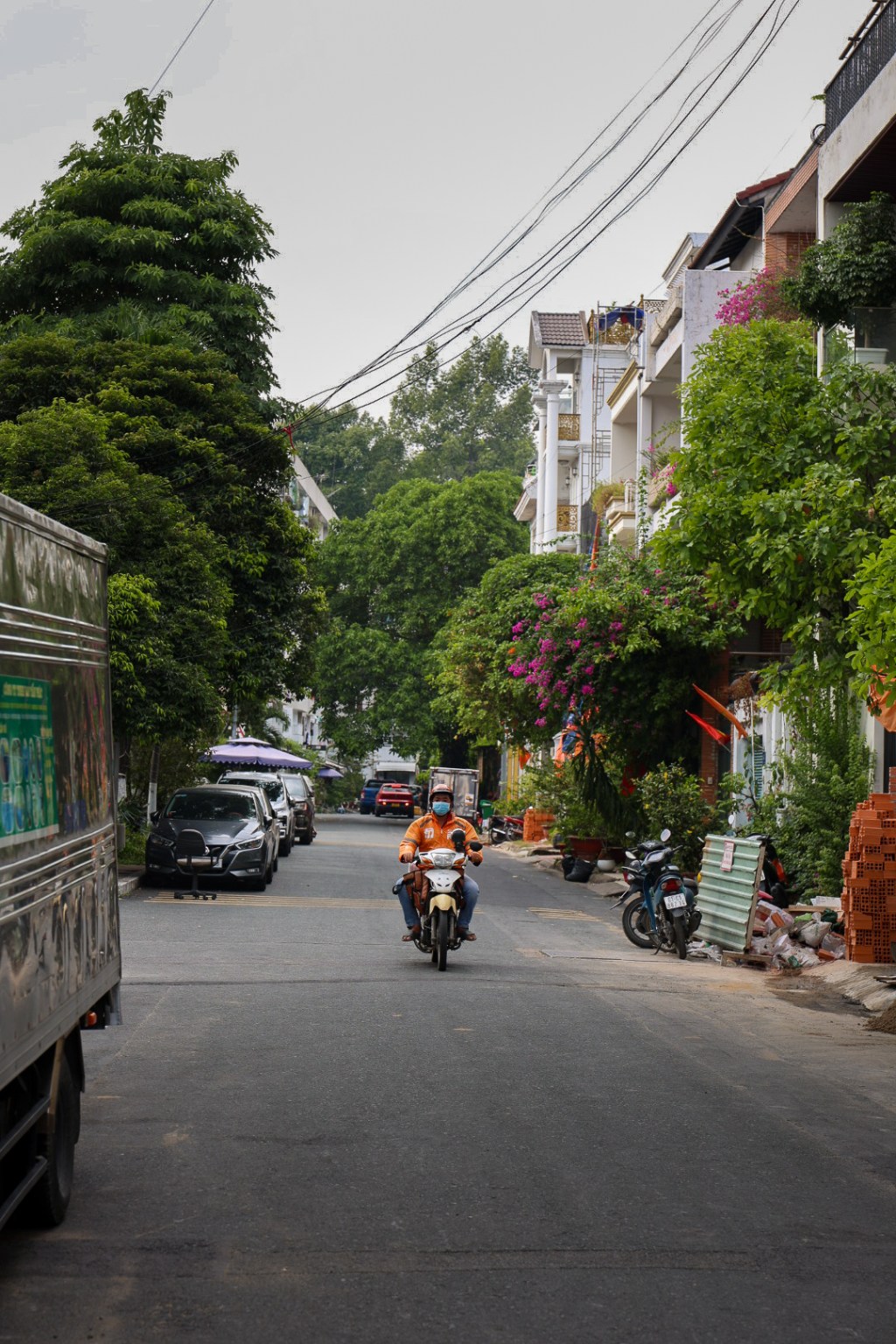 Hanoi, cinc de la matinada